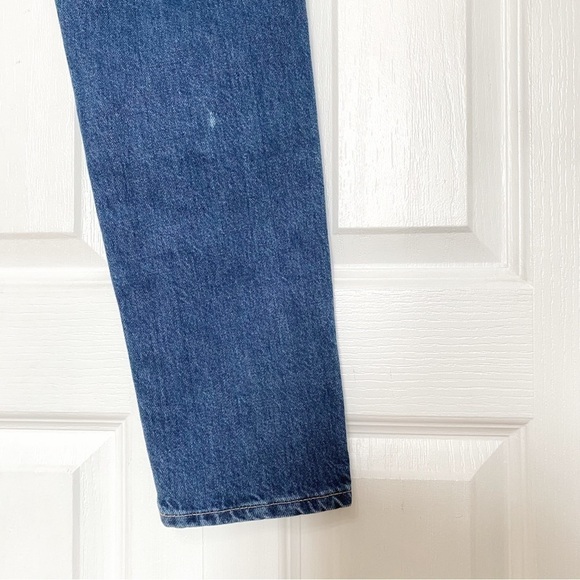 Levi's MADE & CRAFTED THE CRUSH TAPER MEDIUM WASH DENIM JEANS - 24 - Picture 9 of 9